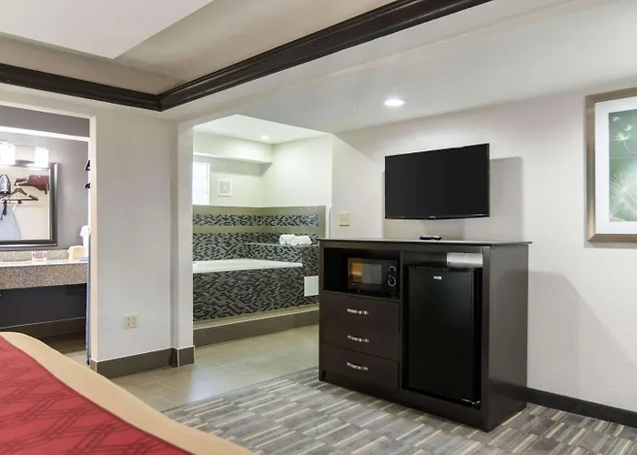 Homestay Inn & Suites