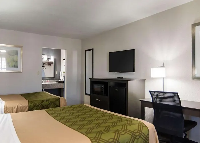 Homestay Inn & Suites